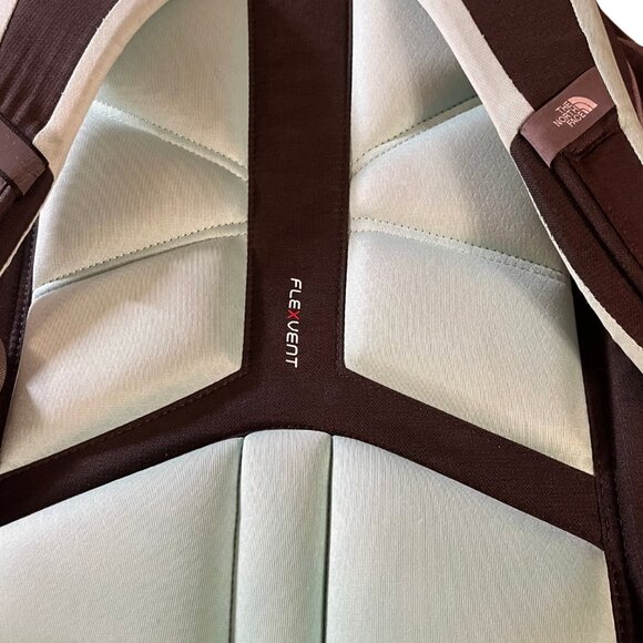 The North Face Surge Commuter Laptop Backpack - Picture 6 of 7